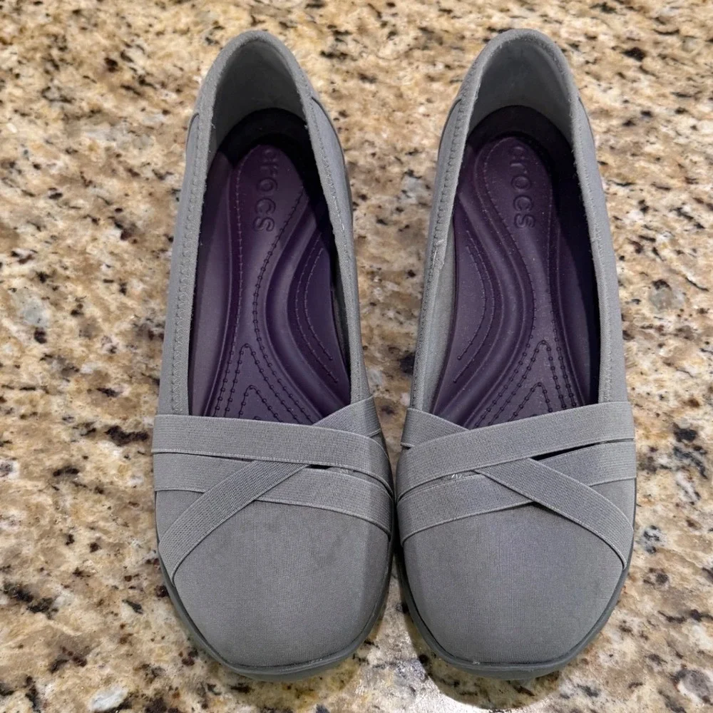 Crocs Busy Day Crisscross Ballet Flat Womens Size 10 Gray Comfort 205339